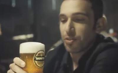 פרסומת: שלומי שבן – בירה גולדסטאר Unfiltered ביצירה אמיתית עדיף לגעת כמה שפחות